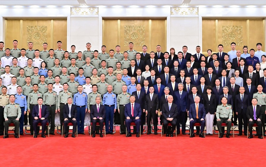 8No1BuaQ4D6maEcs.jpg 8No1BuaQ4D6maEcs.jpg